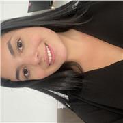 Profesora de inglés (C1) con pasión por la enseñanza y un amor especial por trabajar con niños. Creativa, paciente y con vocación